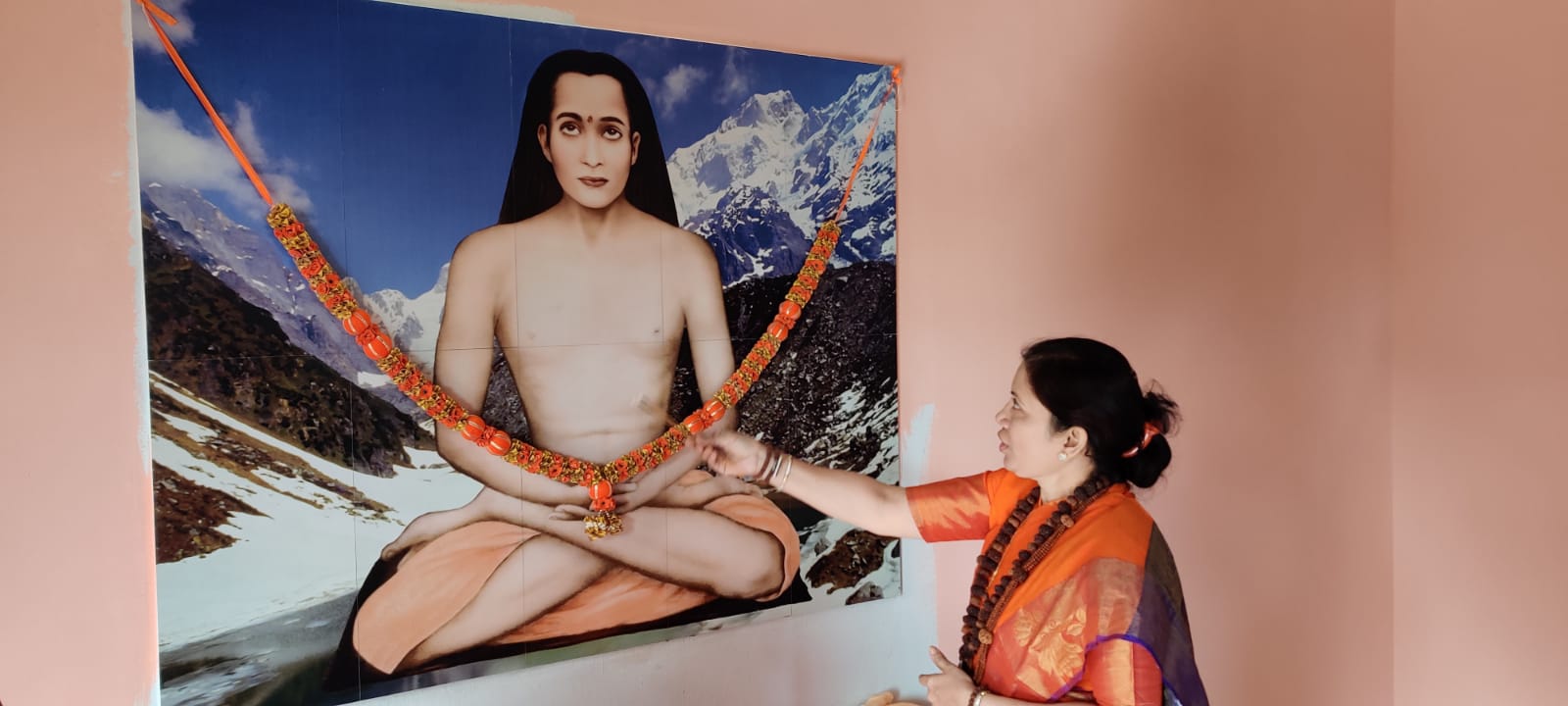 GuruMaee Maa Rudratmika during Pooja at Gufa Ashram